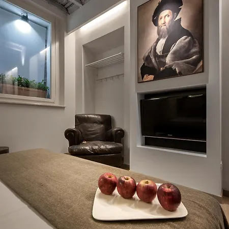 Raffaello Charmsuite-2